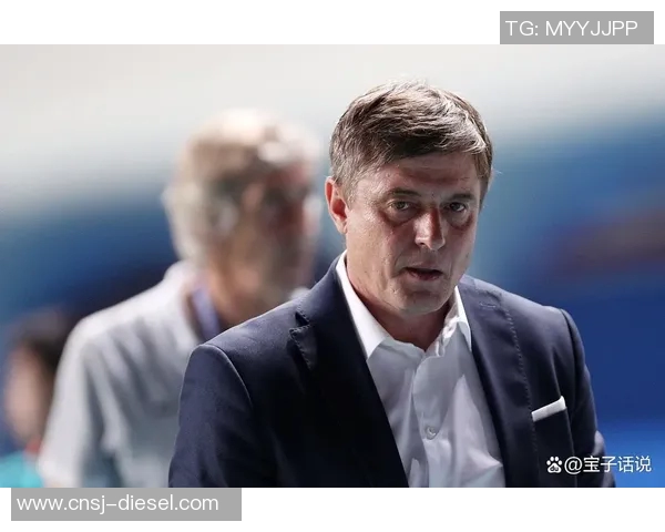 西甲豪门皇马宣布与主帅索拉里解约,谁将接任?