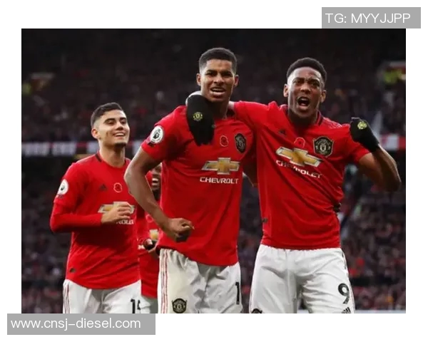 雷丁与曼联足总杯精彩回放分析及比赛亮点总结