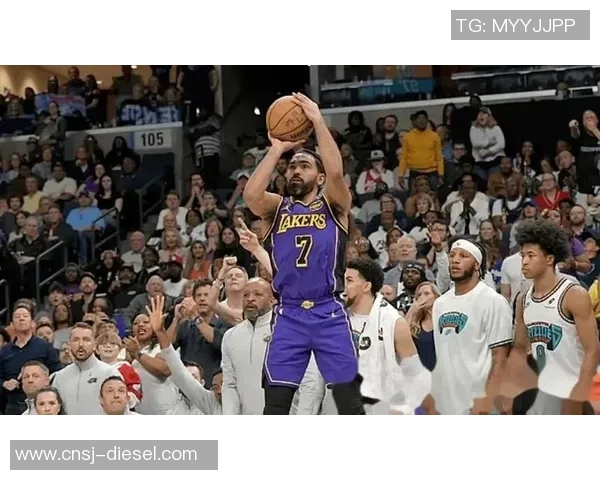 湖人对阵灰熊精彩录播回顾分析全场比赛亮点与关键时刻解析