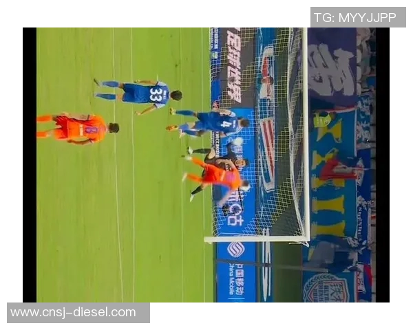 中超激战泰达对决深圳队双方全力争胜展现精彩足球盛宴 中超激战泰达对决深圳队双方全力争胜展现精彩足球盛宴